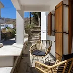 κυκλαδίτικο Kiónia